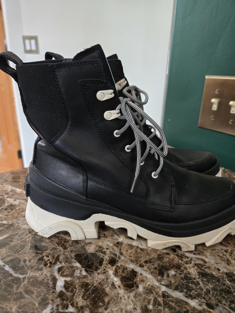 Sorel Black Leather Lace-Up Boots with White Label Detail